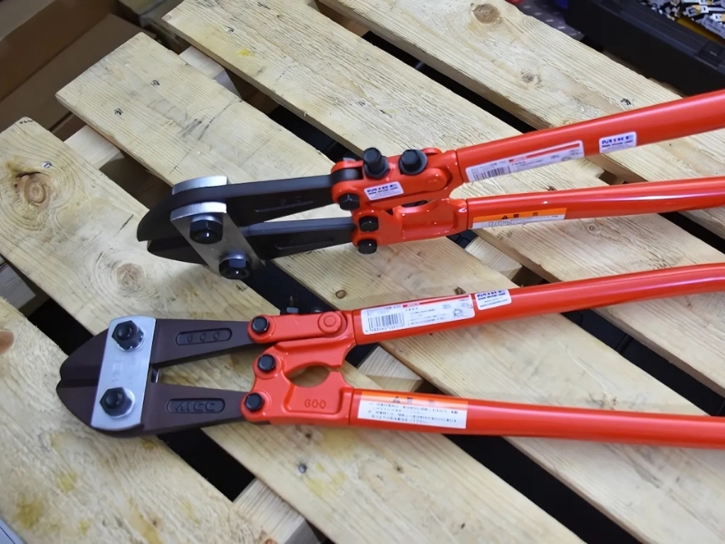 Dụng cụ phá dỡ PCCC phải đạt chuẩn kỹ thuật nghiêm ngặt