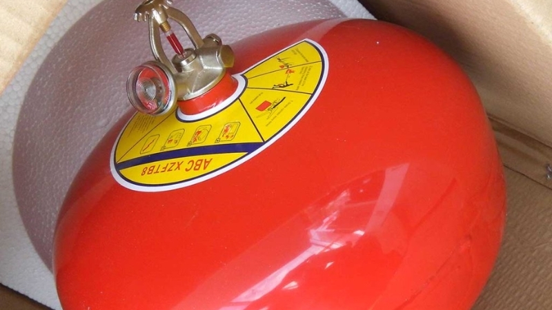 Quả cầu chữa cháy China ABC có thiết kế tiện dụng, khả năng chữa cháy linh hoạt