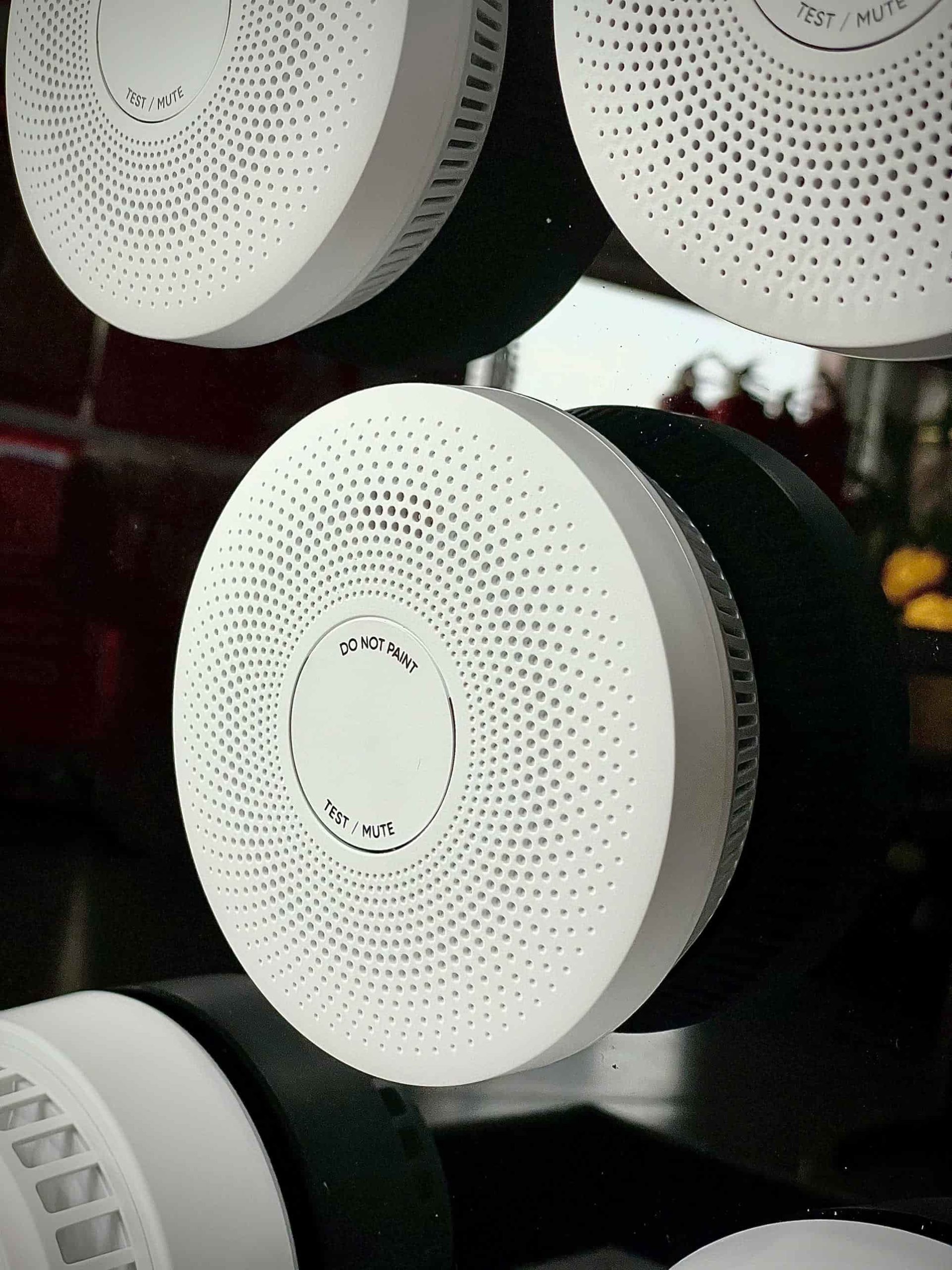 Đầu báo khói RF HIK đã được kiểm định ứng dụng cảm biến quang điện kết hợp thuật toán Deep Learning