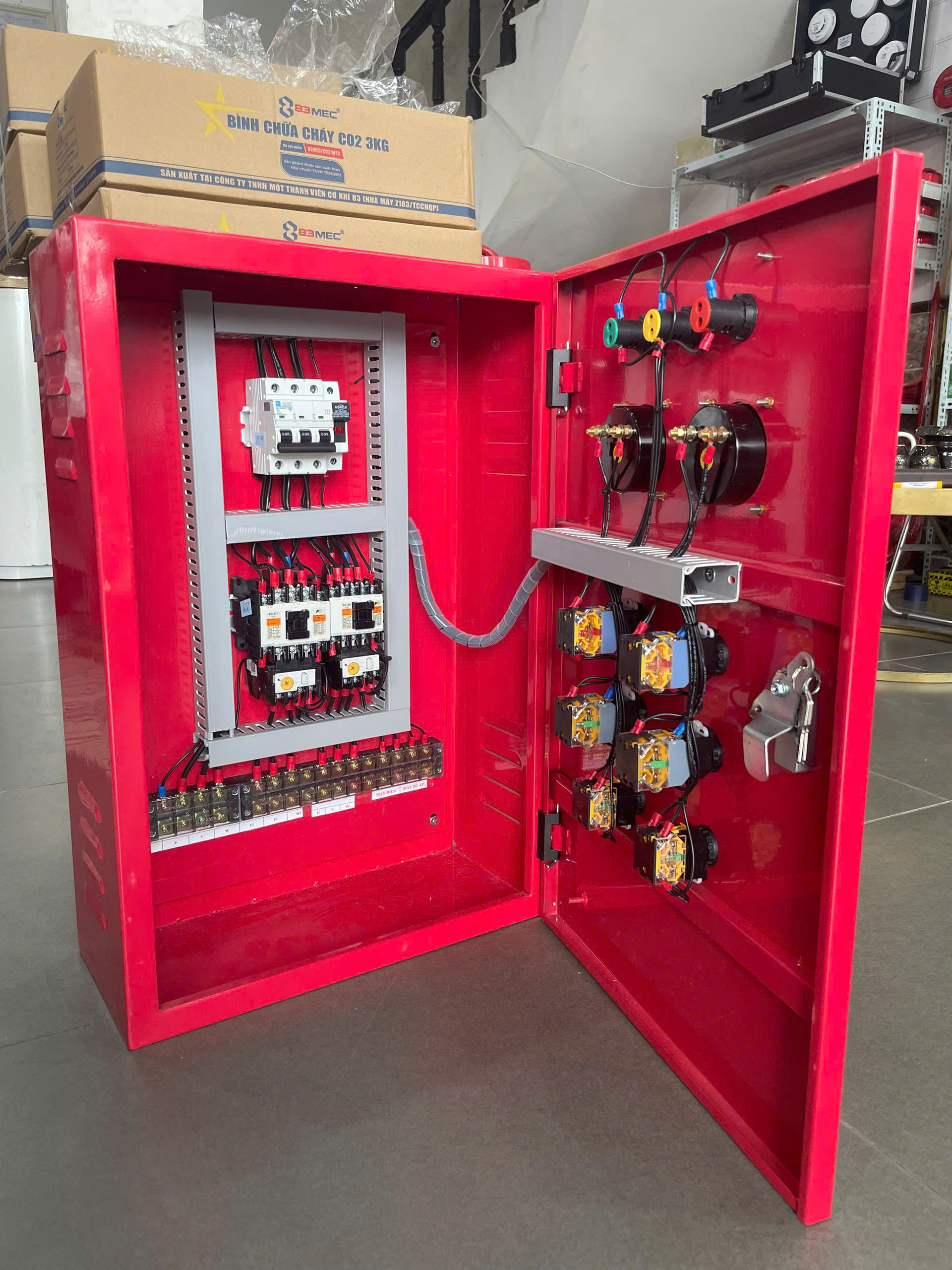 Cấu tạo của tủ điều khiển 02 bơm 7.5kW