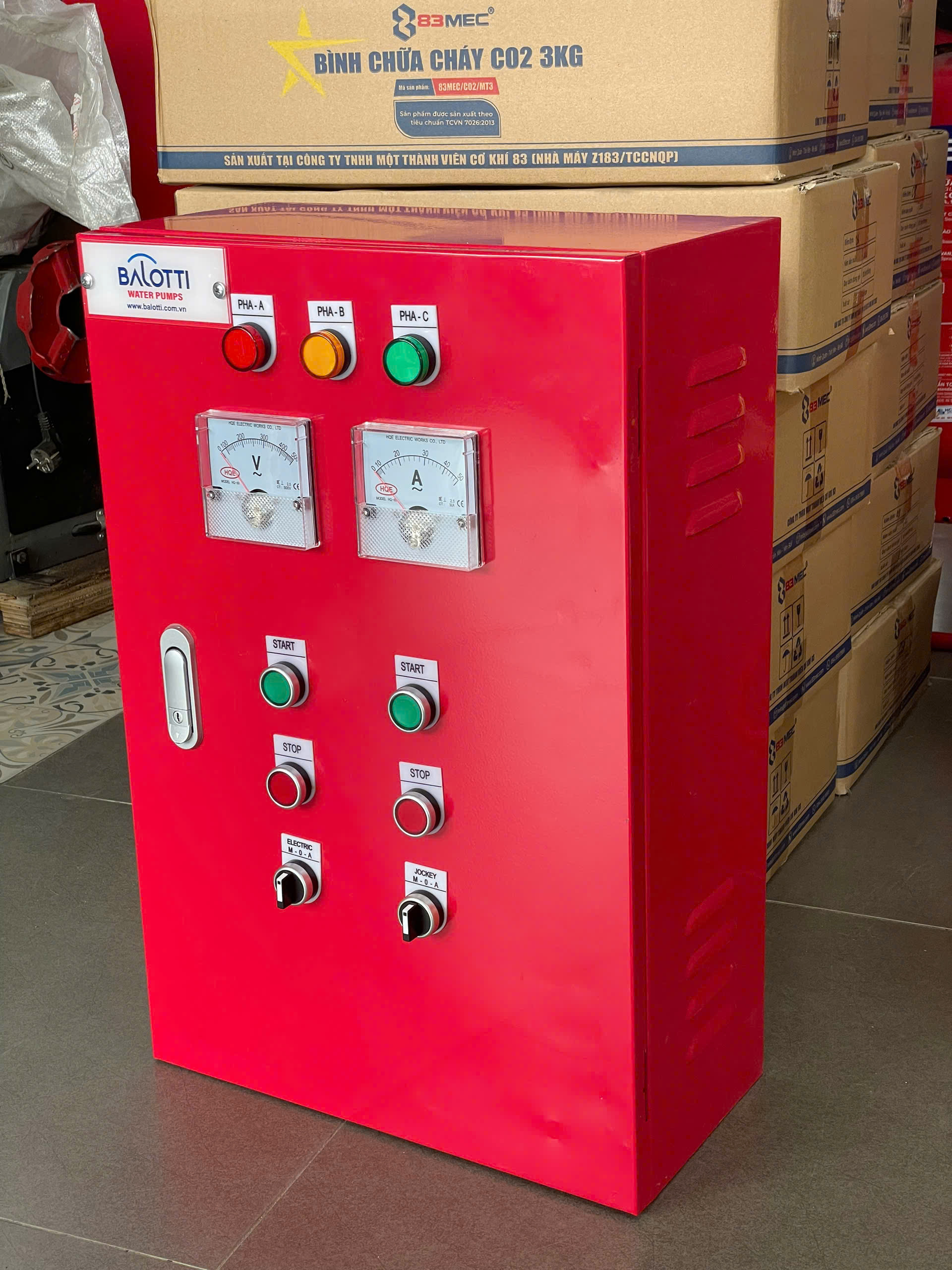 Tủ điều khiển 02 bơm 7.5kW được trang bị nhiều tính năng