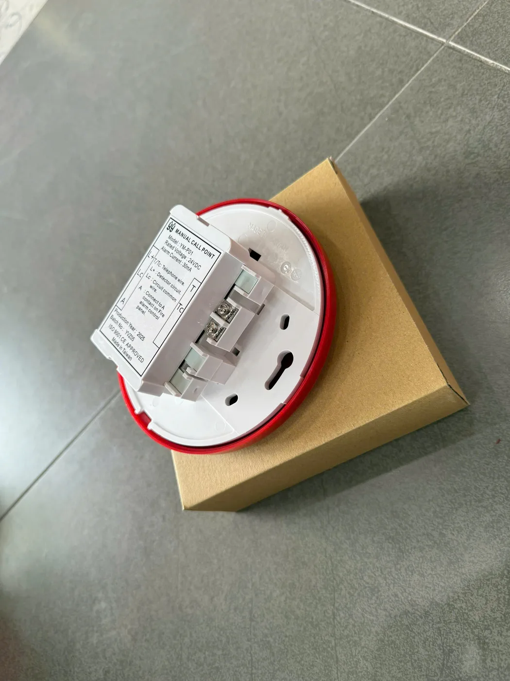 nut-an-khan-yunyang-ym-p01-gallery-3 Nút ấn khẩn Yunyang YM-P01 — góc chụp khác