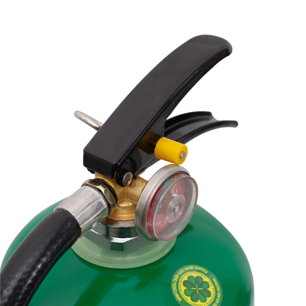 Bình chữa cháy gốc nước NANO 3L (HFNWB3) - Hafico có kiểm định/lưu thông Cụm van, tay bóp và đồng hồ áp suất bình NANO/WB 3L Hafico – ảnh nhà sản xuất