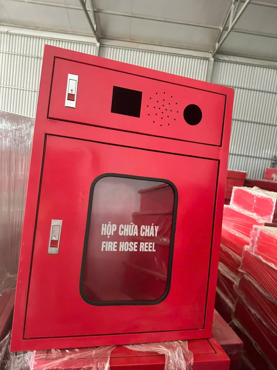 tu-chua-chay-tich-hop-2-ngan-nsx-thuc-te-b Tủ chữa cháy tích hợp 2 ngăn nhìn nghiêng, ảnh thực tế tại xưởng