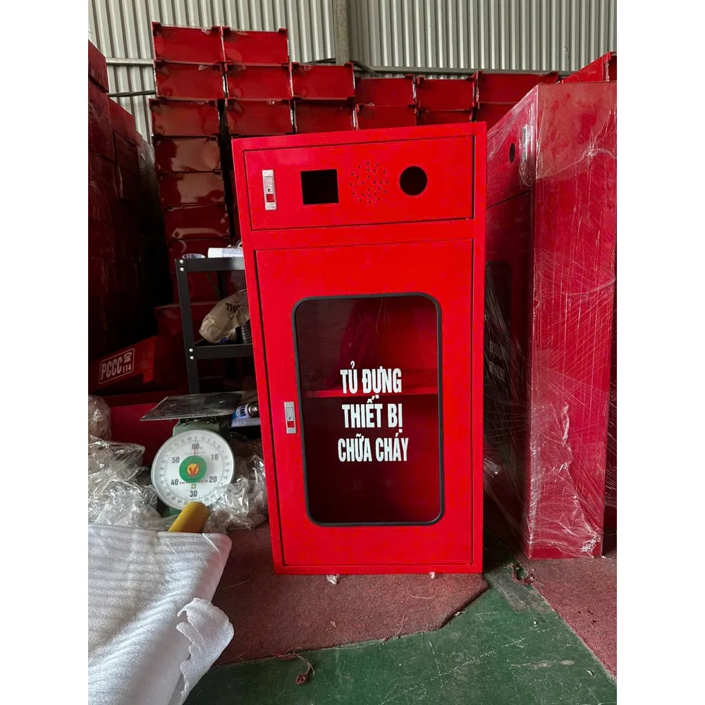 Tủ đựng thiết bị chữa cháy 2 ngăn dáng cao, ngăn trên khoét lỗ, cửa dưới ô kính dán chữ Tủ đựng thiết bị chữa cháy